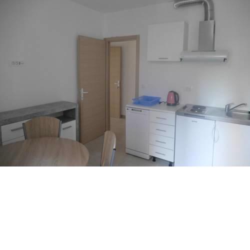 Apartments with a parking space Makarska - 14560