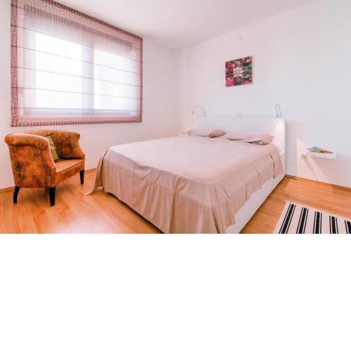 Apartments with a parking space Medulin - 17107