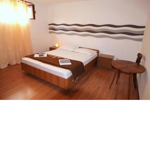 Apartments with a parking space Pag - 12892