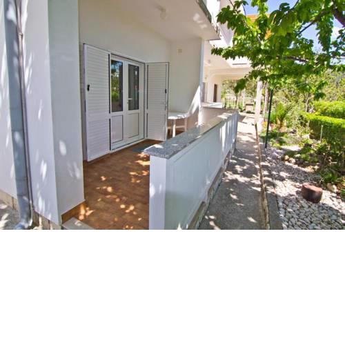 Apartments with a parking space Palit, Rab - 4971