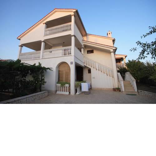 Apartments with a parking space Peroj, Fazana - 2236