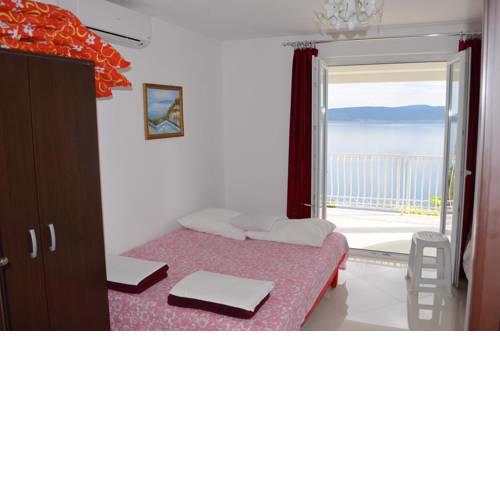 Apartments with a parking space Pisak, Omis - 4281