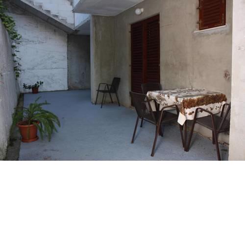 Apartments with a parking space Pisak, Omis - 5154
