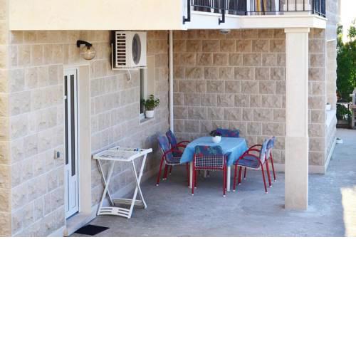 Apartments with a parking space Postira, Brac - 2910