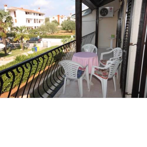 Apartments with a parking space Rovinj - 2298