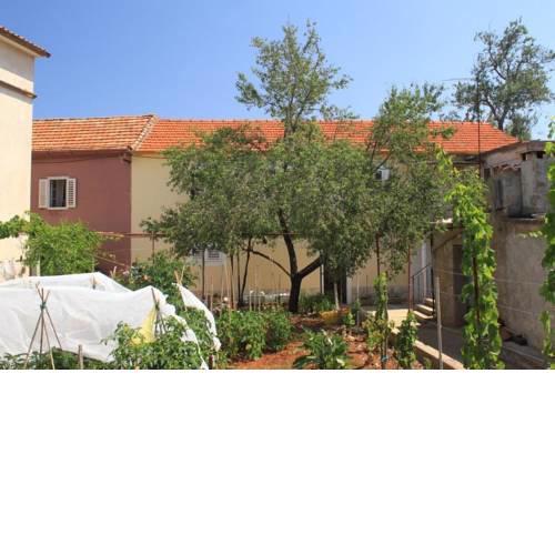 Apartments with a parking space Sali, Dugi otok - 8109