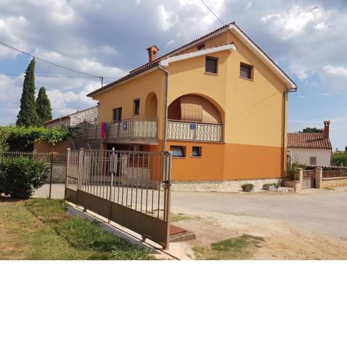 Apartments with a parking space Tar, Porec - 16475