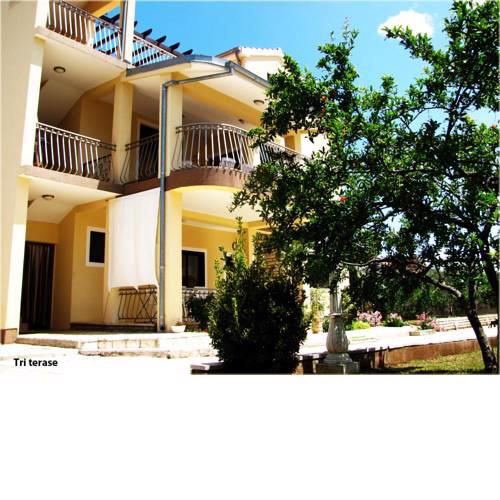 Apartments with a parking space Tribunj, Vodice - 12529
