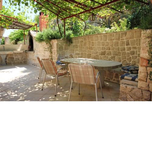 Apartments with a parking space Trpanj, Peljesac - 10180
