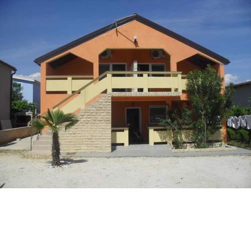 Apartments with a parking space Vir - 11847