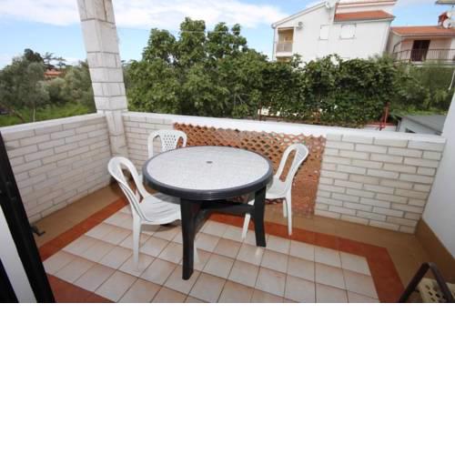 Apartments with a parking space Zambratija, Umag - 7059