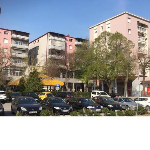 Apartments with WiFi Vinkovci, Slavonija - 16805