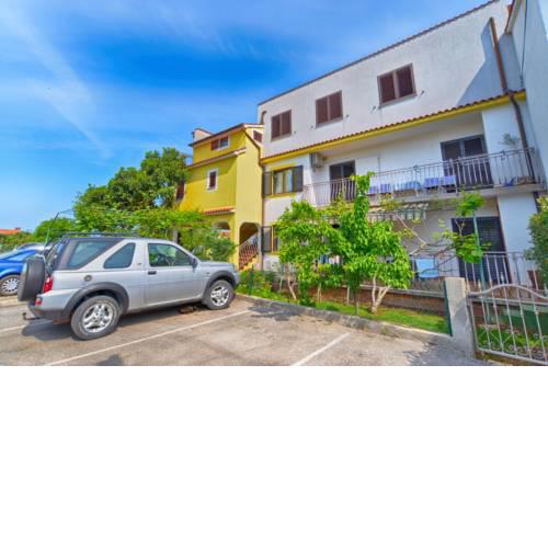 Apartments Yellow 721
