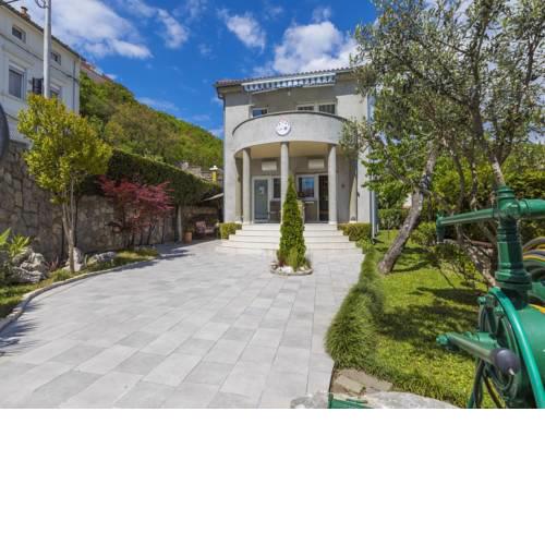Apartments Zec