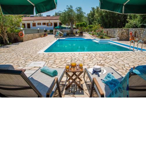 APHRODITE studios & apt with pool