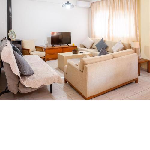 Apostolos maisonette