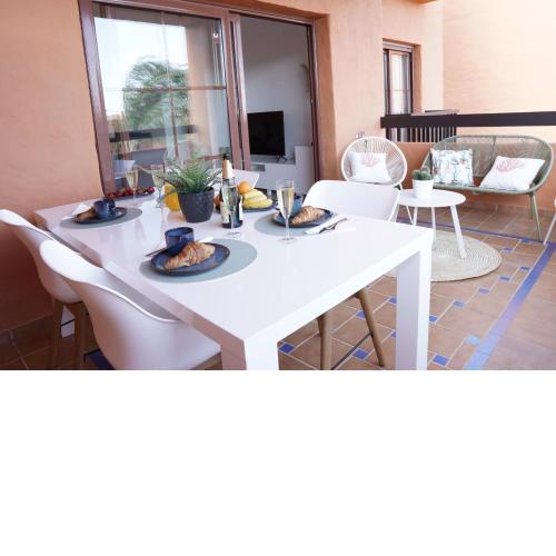Appartement 2 chambres élégant avec vues et wifi