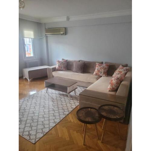 Appartement 3 eme etage 3 plus 1
