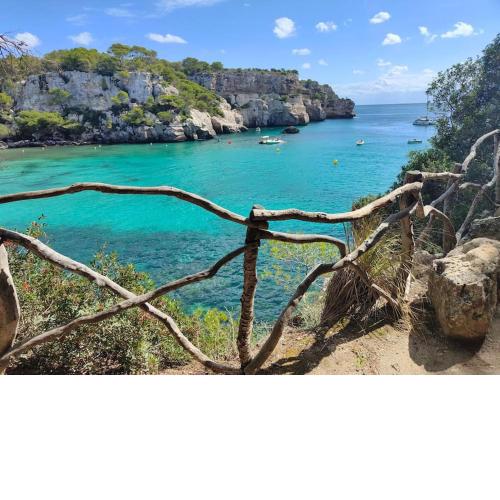Appartement avec vue sur mer et piscine tropicale