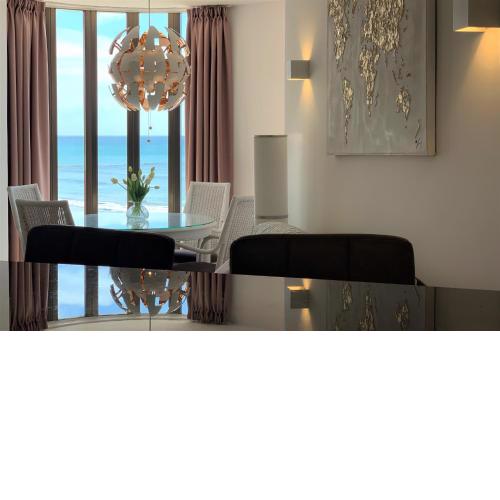 Appartement in erster Linie mit Meerblick