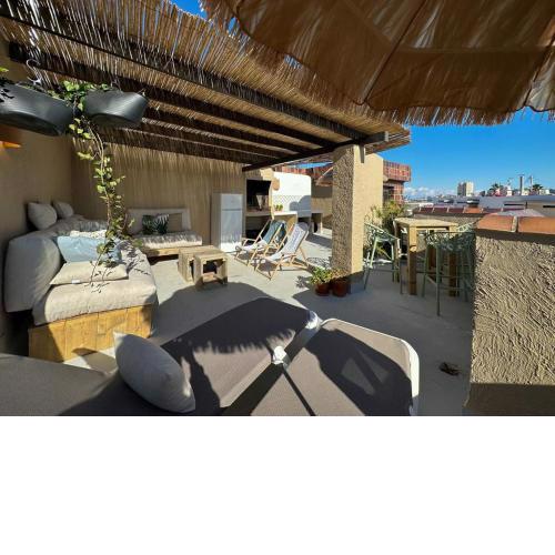 Appartement met privé dakterras 50 meter van zee in Javea!
