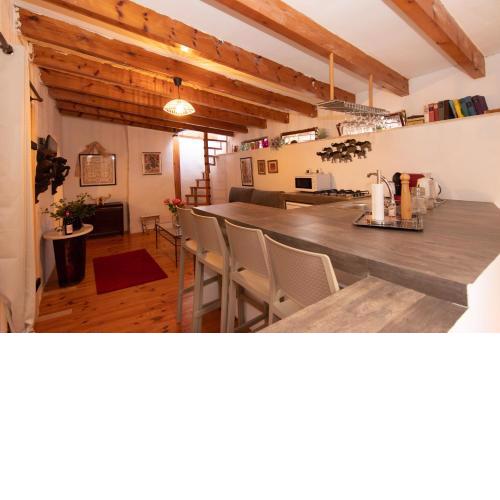 APPARTEMENT MIT TERRASE