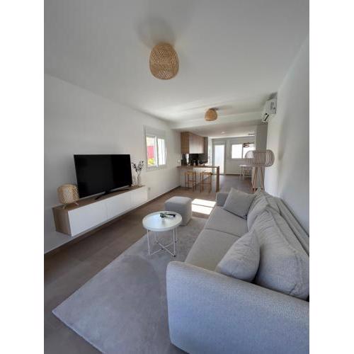 Appartement NEUF situé à 50 mètres de la mer !