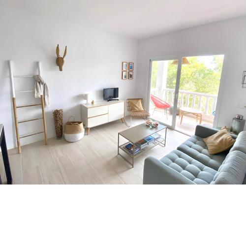 Appartement NoBe Es Pujols proche plage, vue mer