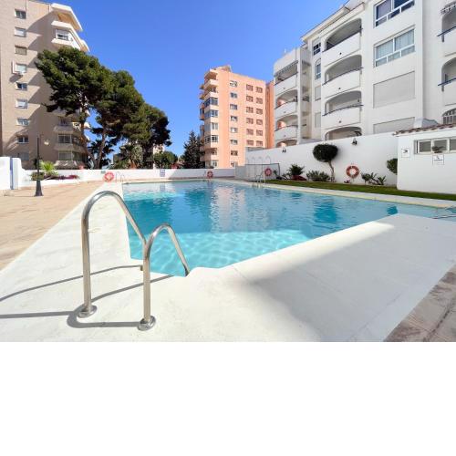 Appartement spacieux avec terrasse et piscine