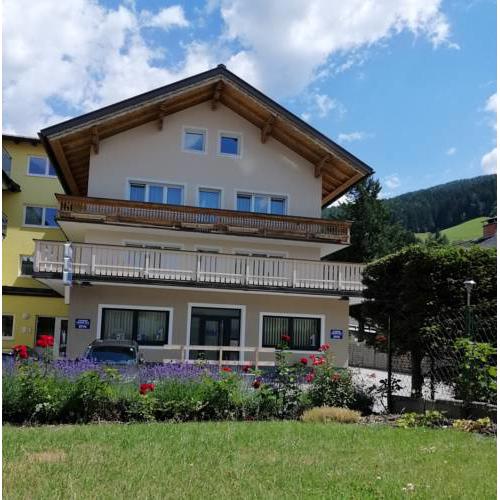 Appartements Frauenschuh by Schladming-Appartements