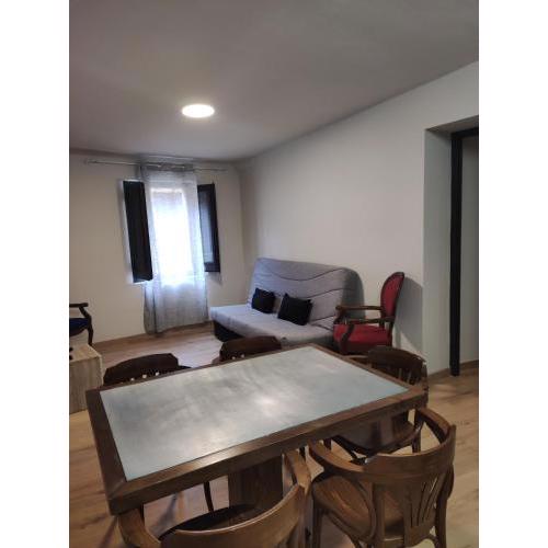 APT 1 Acollidor al Centre Històric de Vic APTGARBI
