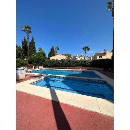 Apt 3 min away from Albir beach