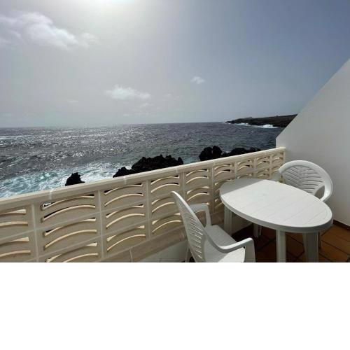 Apt next to the Atlantic Ocean, with unbeatable views