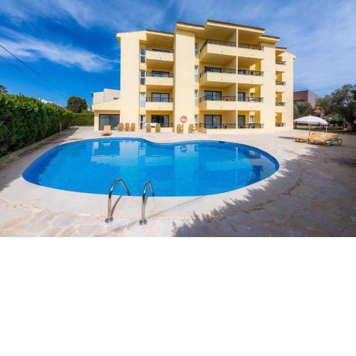 Apto con Terraza 301