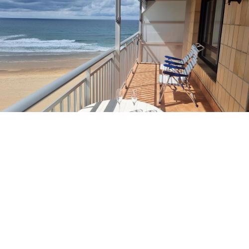 Apto en 1ª linea de playa, Bakio