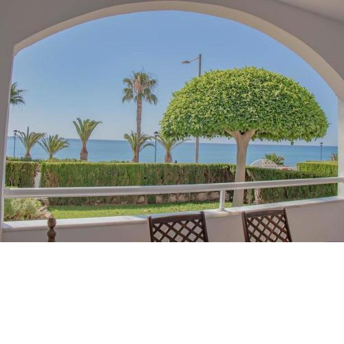 Apto Julia, 1ª Línea de Playa y Vistas al Mar