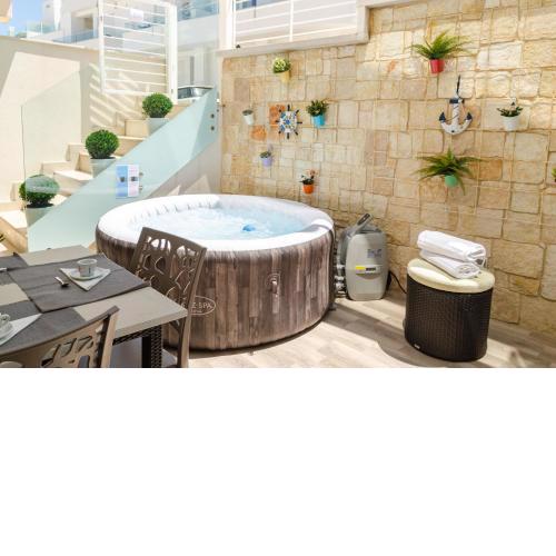 [ApuliaLux] Little Jem w Jacuzzi / 180 steps from Sea