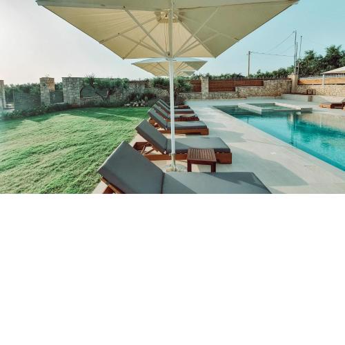 Aqua-tastic Getaway Marathopoli's Poolside Gem