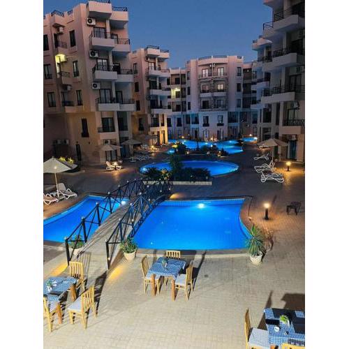 Aqua Tropical Hurghada Premium Poolside Apartment