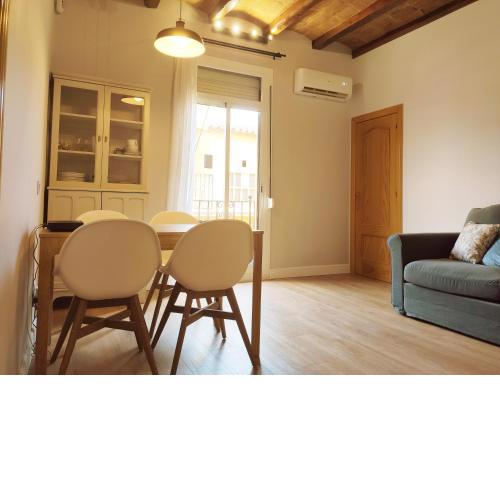 AquaMarine 2BD by the sea