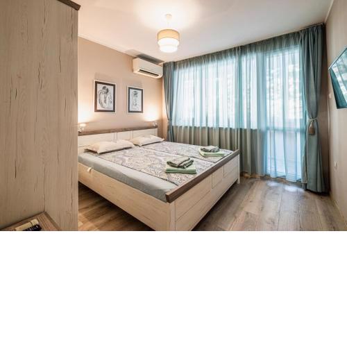 Aquamarine Apartment