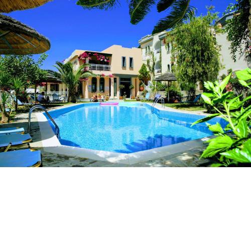 Aquarius Exclusive Hotel - Breakfast and Meal Included