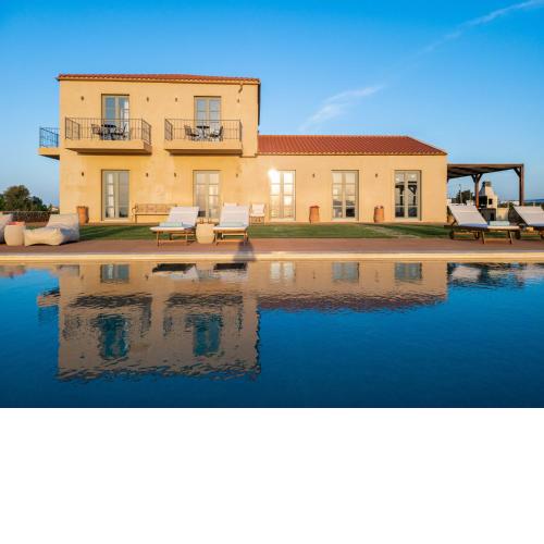 Aquila Villa