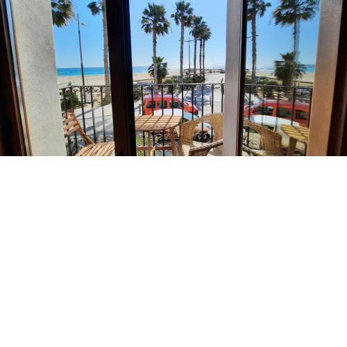 AR28-1, Coqueto apartamento en primera línea de playa