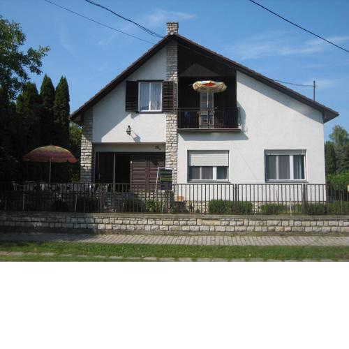 Aranypart 35 Apartman