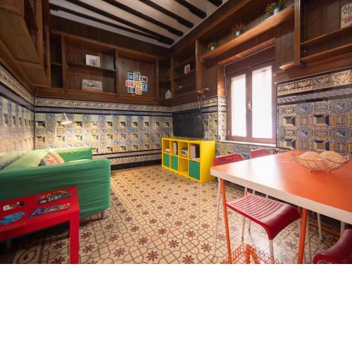 Arc House Sevilla Only Adults