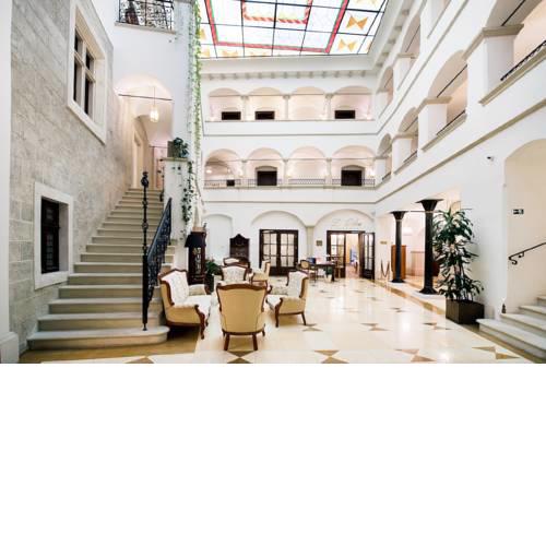 Arcadia Boutique Hotel