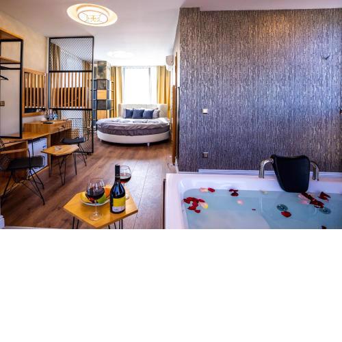Arcadia Suit Taksim