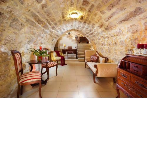Archontiko Old Town Suites
