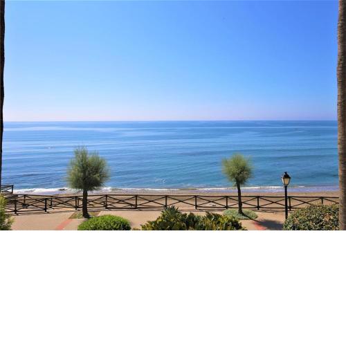 Arena Beach